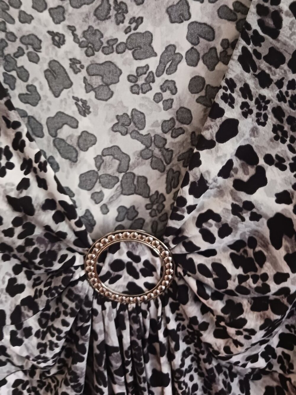 Womens animal print blouse - Picture 2 of 3
